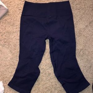 Lulu lemon blue cropped leggings